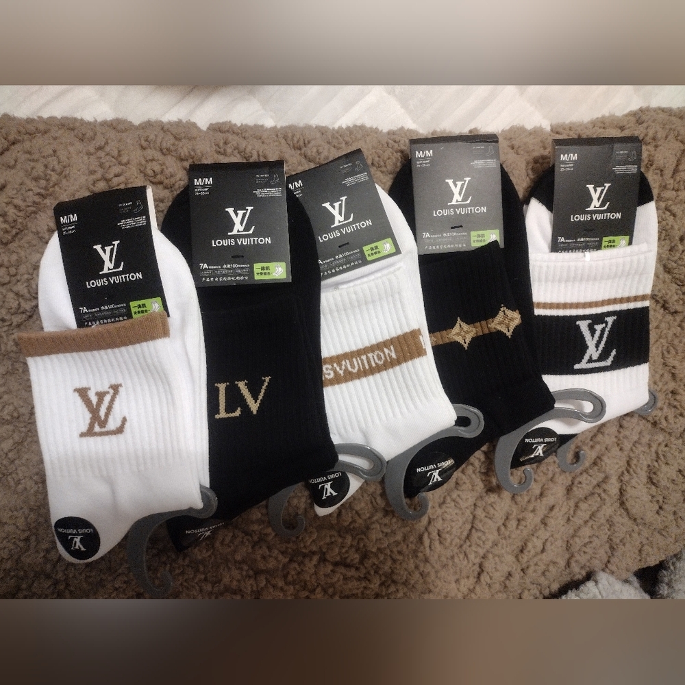 Unisex New Designer Inspired Monogram Socks, 5 Pairs For One Price